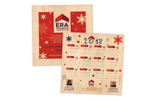 Carte de voeux calendrier en bois format carré